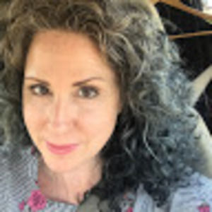 Meet your Posher, Leslie